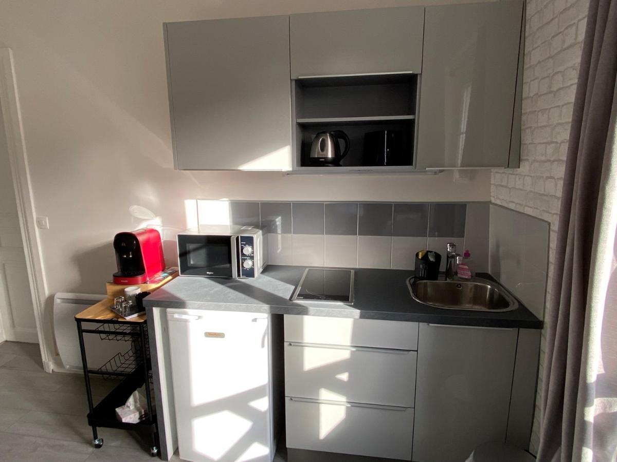 Enghien-Les-Bains : Studio Au Coeur Du Centre Ville Luaran gambar